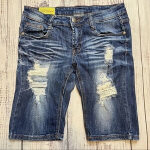 Machine 11” Distressed Denim Shorts. Size 5.